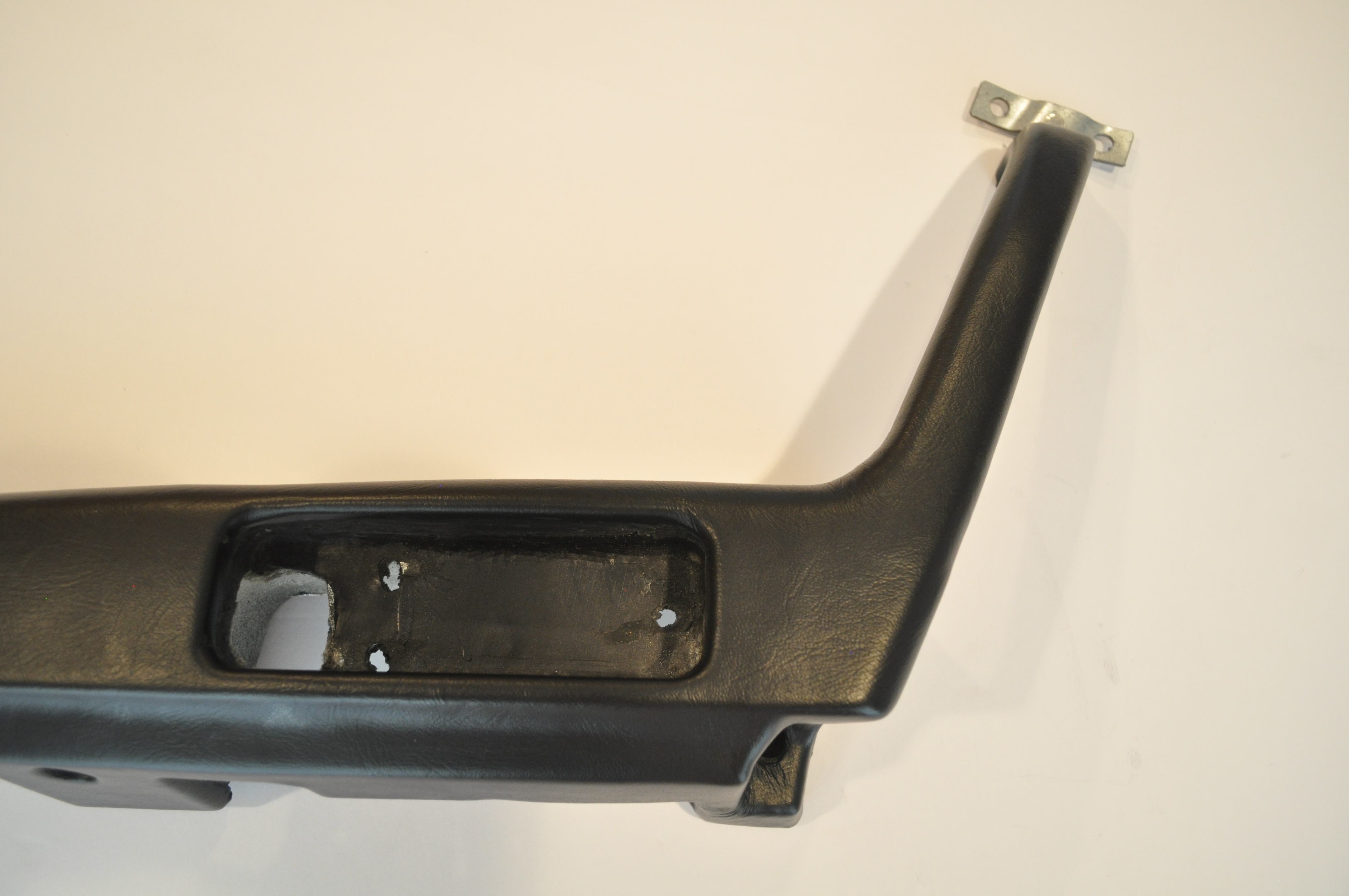 RHD Passenger Armrest Porsche Caliper Creations